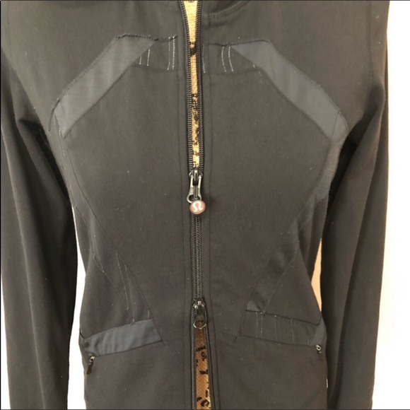 Lululemon Athletica Black Long Sleeve Jacket Sz 6 - Picture 8 of 8
